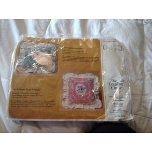 Embroidery Kit Two Pillows